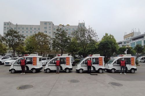 横岗抗疫流动宣传车队启程 驾校教练志愿担任宣传员，强化社区防疫意识